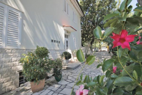 Отель Villa Martinis  Сплит